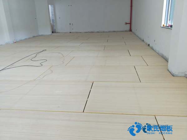 學(xué)校籃球場(chǎng)木地板防潮層